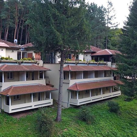 Restoran Sa Prenocistem Gornjak Krepoljin Екстериор снимка