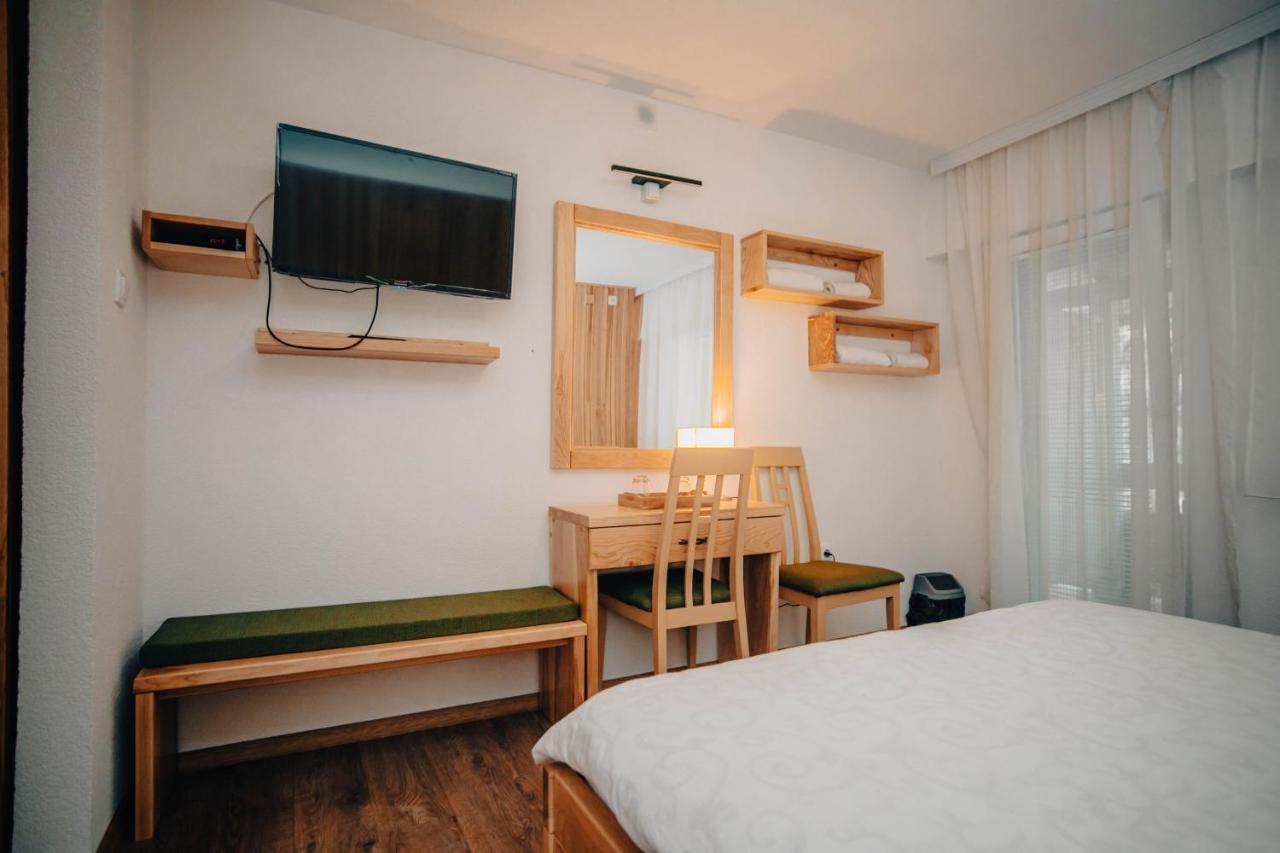 Restoran Sa Prenocistem Gornjak Krepoljin Екстериор снимка
